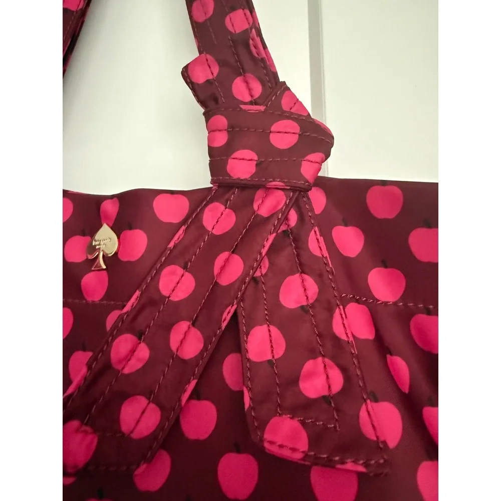 Kate Spade New York Flatiron Sophia Grace Apple Print Nyon Diaper Tote Bag Knot